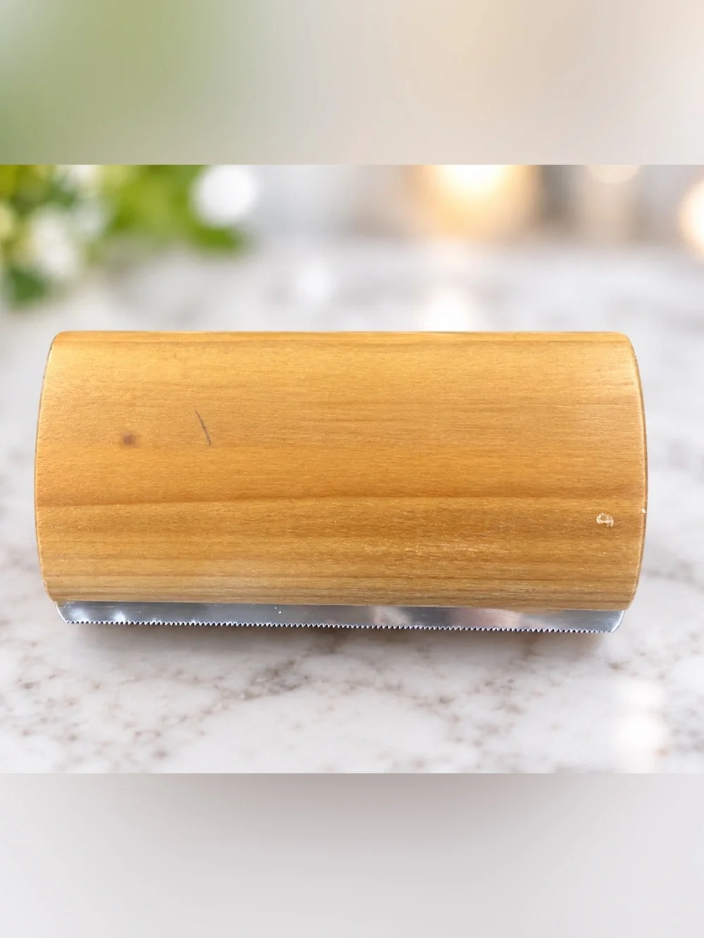 SleekEZ The ORIGINAL Pet Grooming Tool Wooden Handle Deshedding Brush